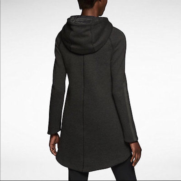 🎉HOST PICK🎉Nike Tech Fleece Aeroloft Parka - Picture 2 of 8